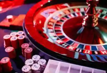 keluar makau tier progression and cashback structure visualization